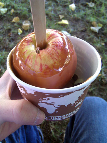 Caramel apple